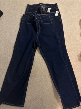Old Navy Dark Blue Flare Jeans - Mid Rise